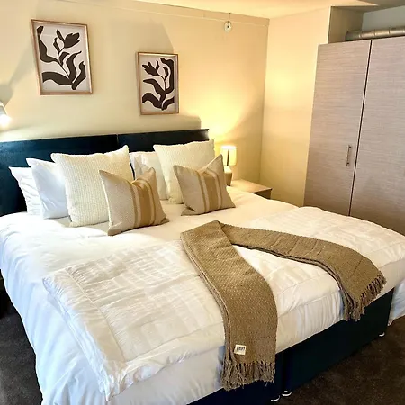شقة Leeds Centre Apt-sleeps 3-pets ليدز